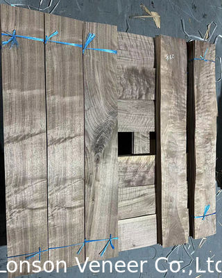 Schneidgeschneiderte amerikanische Walnussfolie Natur C/D-Grad 1,2 mm dick