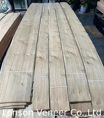 0,50 mm dicke europäische weiße Eiche Veneer Knotty Eiche Waren auf Lager 60.000/m2