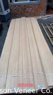 Roten Eichenholz Veneer Quercus 0,5 mm Panel AA-Grad auf Lager 100.000 qm