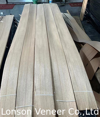 Länge 300 cm Quercus Rot-Eichenholz Veneer Panel AAA Grade Dicke 0,5 mm
