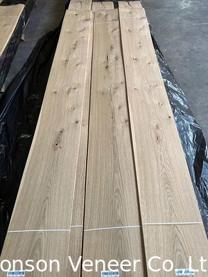 2.0mm Knotty White Oak Holz Veneer Verschiedene Stile Waren auf Lager