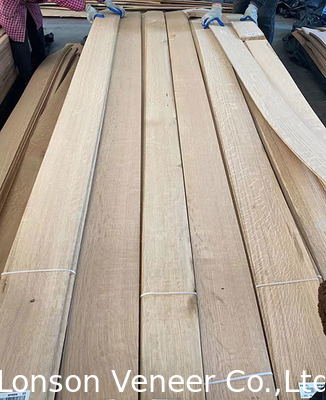 0.42 - 2,0 mm Flockenecke Weiße Eichenholzfurniere für Retro-Möbel