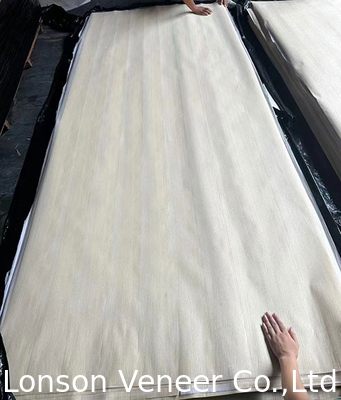 0.25-0.4mm Dicke Weiße Eiche Veneer Sequentielle Spleißung