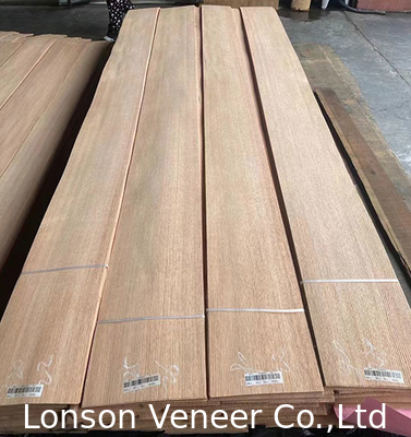 Viertelschnitt Rot-Eiche-Venier Dicke 0,45 mm Holz-Venier-Panel AAA-Grad