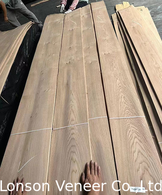 0.5mm Knotty Grade White Oak Holz Veneer für Retro-Stil Möbel Tür