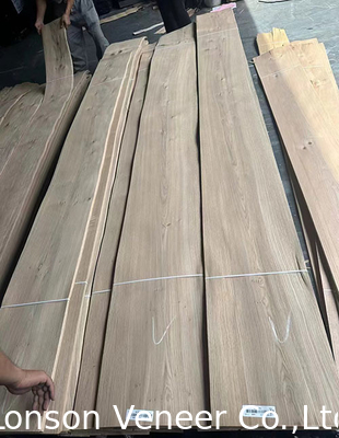0.5mm Knotty Grade White Oak Holz Veneer für Retro-Stil Möbel Tür