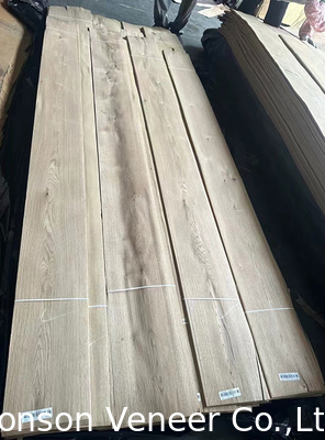 0.5mm Knotty Grade White Oak Holz Veneer für Retro-Stil Möbel Tür