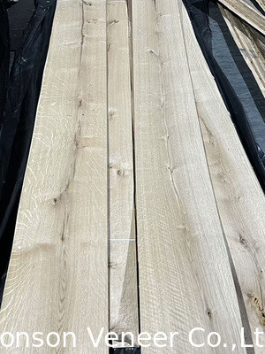 1.0 mm Knotty Crown Cut Weiße Eichenholzfurniere für Möbel im rustikalen Stil
